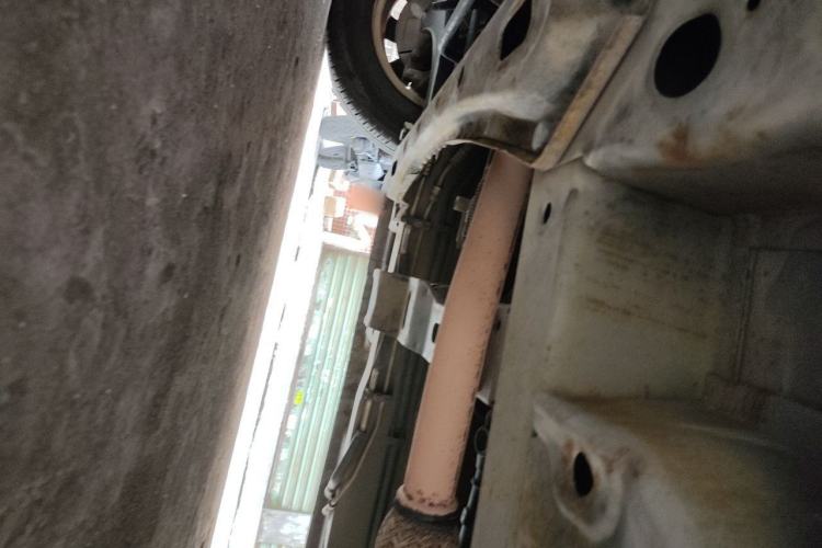 Used Wuling Hongguang 2014 1.5L S Standard Version Chassis Front Left