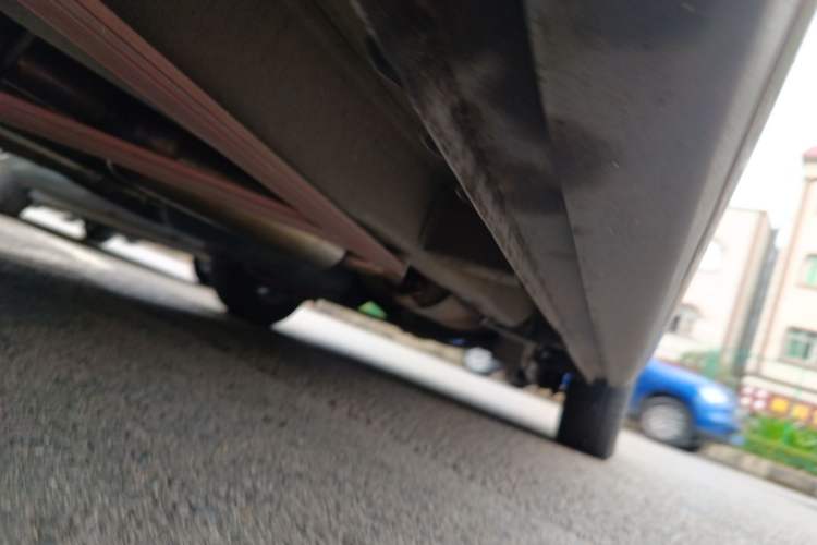 Used Wuling Hongguang 2014 1.5L S Standard Version Chassis Front Left