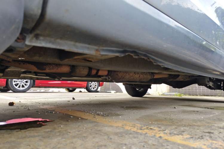 Used Wuling Hongguang 2014 1.5L Standard Version Chassis Front Left