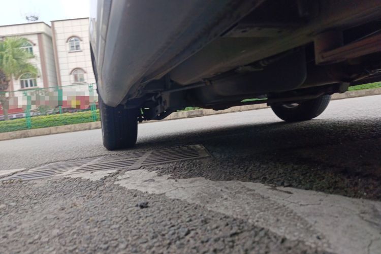 Used Wuling Hongguang 2014 1.5L S Standard Version Chassis Front Right