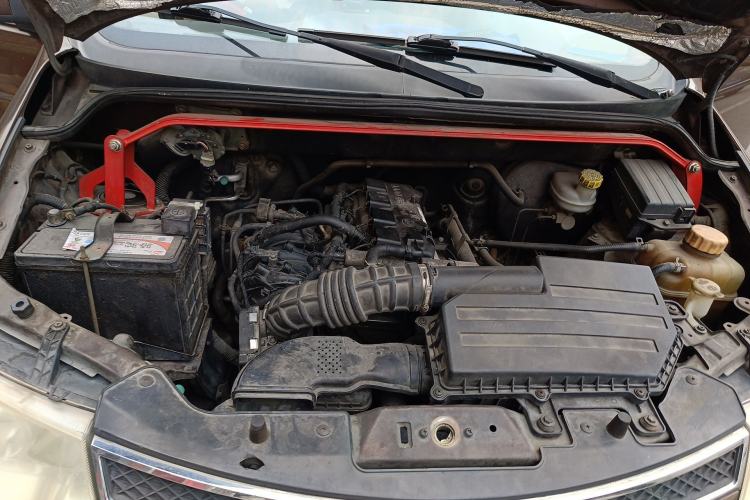 Used Wuling Hongguang 2014 1.5L S Standard Version Engine Bay