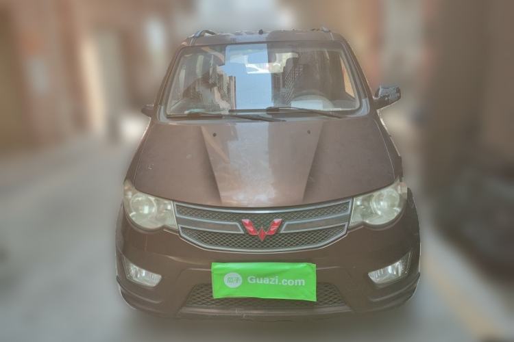 Used Wuling Hongguang 2014 1.5L S Standard Version Front