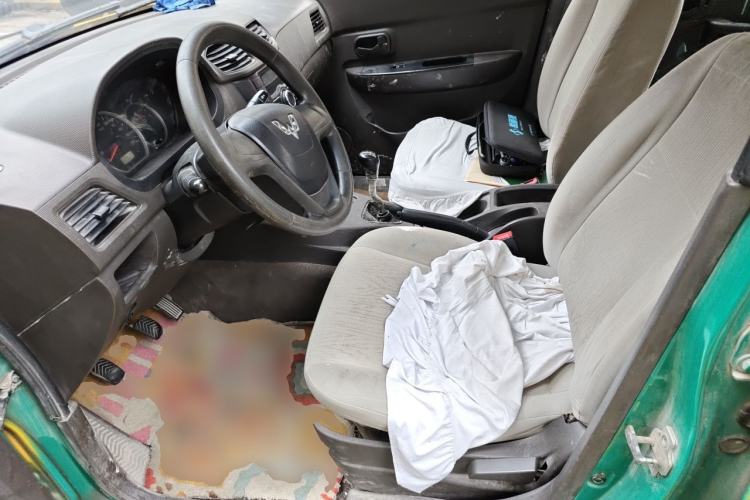 Used Wuling Hongguang 2014 1.2L Base Model China IV Left Front Seat