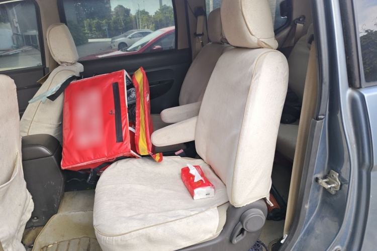 Used Wuling Hongguang 2014 1.5L Standard Version Left Rear Seat