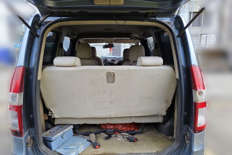 Used Wuling Hongguang 2014 1.5L Standard Version Trunk