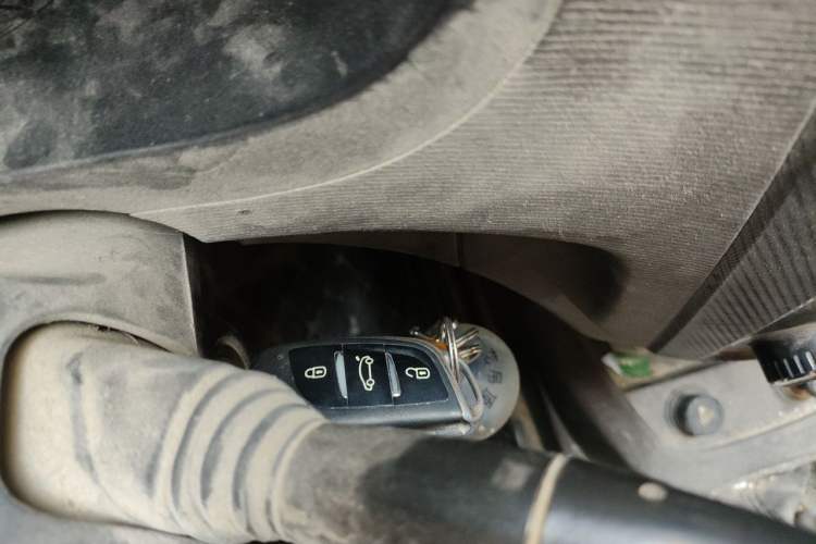 Used Wuling Hongguang 2014 1.5L S Standard Version Vehicle Key
