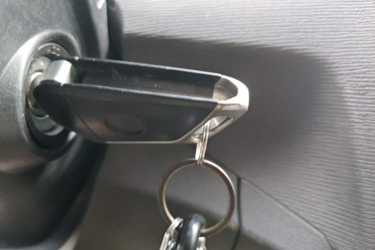 Used Wuling Hongguang 2014 1.5L Standard Version Vehicle Key