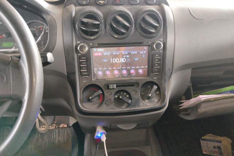 Used Wuling Hongguang 2014 1.5L Base Version Audio And AC Panel