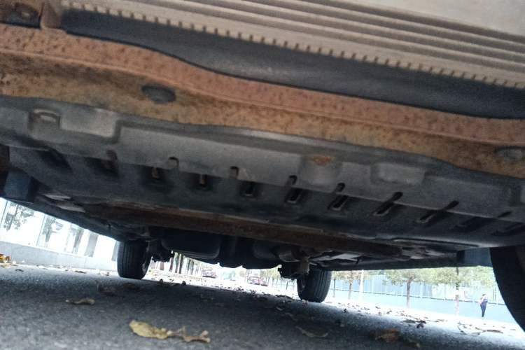 Used Wuling Hongguang 2014 1.5L S Luxury Model Chassis Front