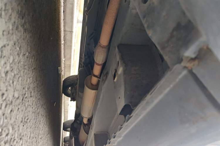 Used Wuling Hongguang 2014 1.2L Standard Model China IV Chassis Front Left