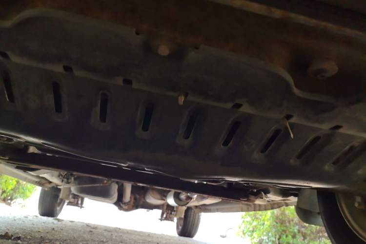 Used Wuling Hongguang 2014 1.2L Base Model China IV Chassis Front