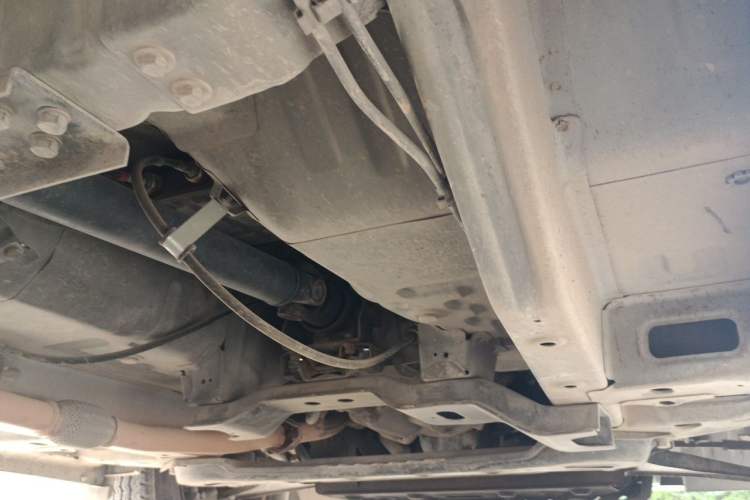Used Wuling Hongguang 2014 1.2L Base Model China IV Chassis Front Right
