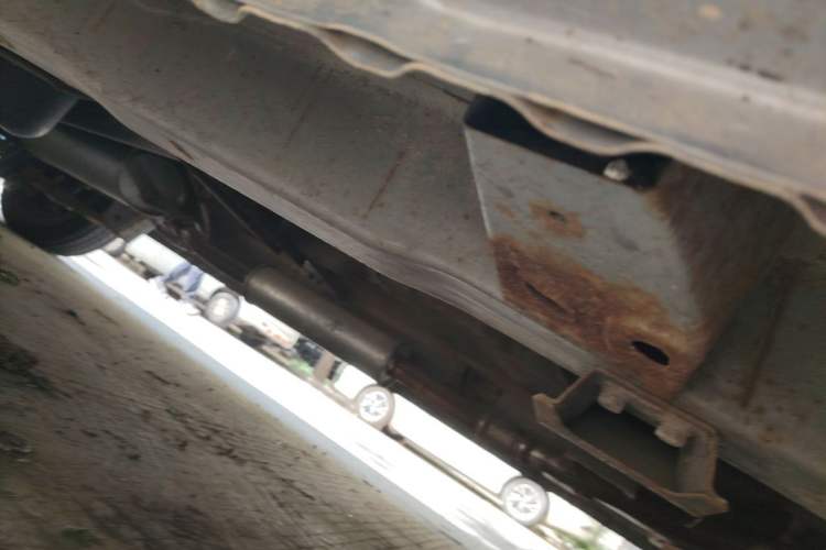Used Wuling Hongguang 2014 1.2L Base Model China IV Chassis Front Right