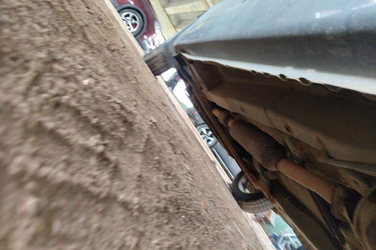 Used Wuling Hongguang 2014 1.5L Base Version Chassis Rear Left