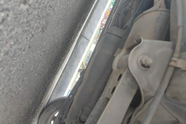 Used Wuling Hongguang 2014 1.2L Base Model China IV Chassis Rear Left