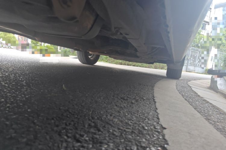 Used Wuling Hongguang 2014 1.5L S Standard Version Chassis Rear Right