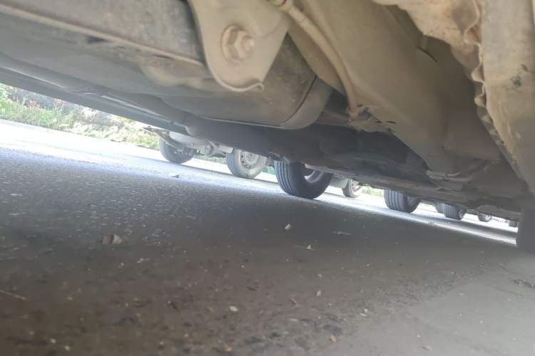 Used Wuling Hongguang 2014 1.5L S Luxury Model Chassis Rear Right