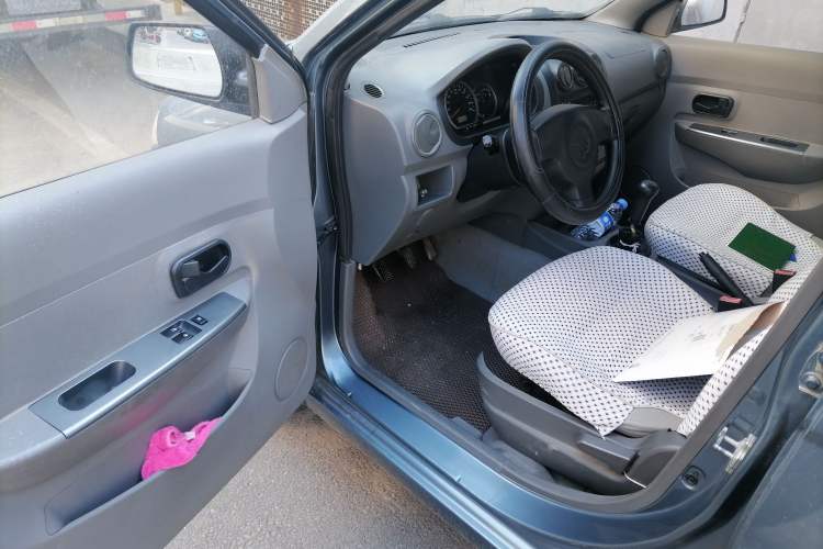 Used Wuling Hongguang 2014 1.2L Base Model China IV
