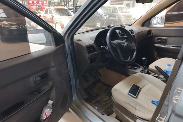 Used Wuling Hongguang 2014 1.5L Base Version Driver Seat