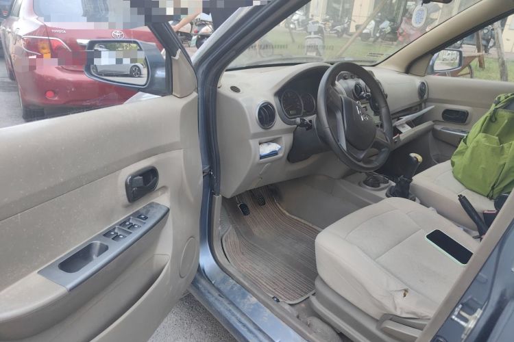 Used Wuling Hongguang 2014 1.2L Base Model China IV Driver Seat