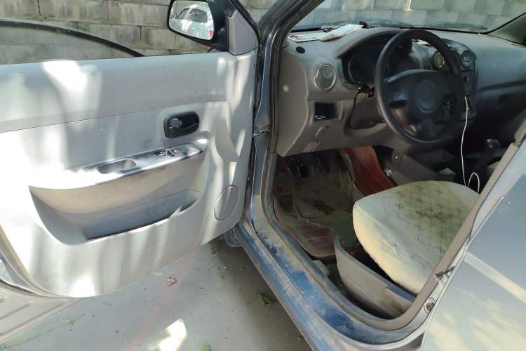 Used Wuling Hongguang 2014 1.2L Base Model China IV Driver Seat
