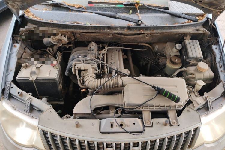 Used Wuling Hongguang 2014 1.2L Base Model China IV Engine Bay