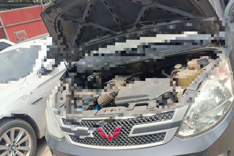 Used Wuling Hongguang 2014 1.2L Base Model China IV Engine Bay