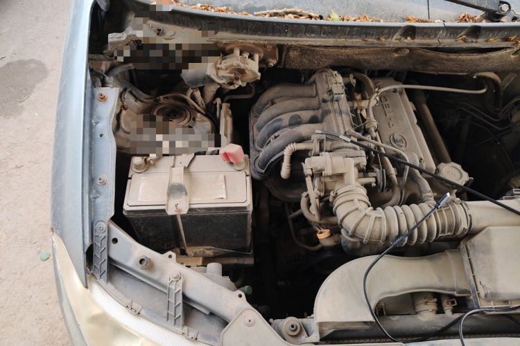 Used Wuling Hongguang 2014 1.2L Base Model China IV Engine Bay Right