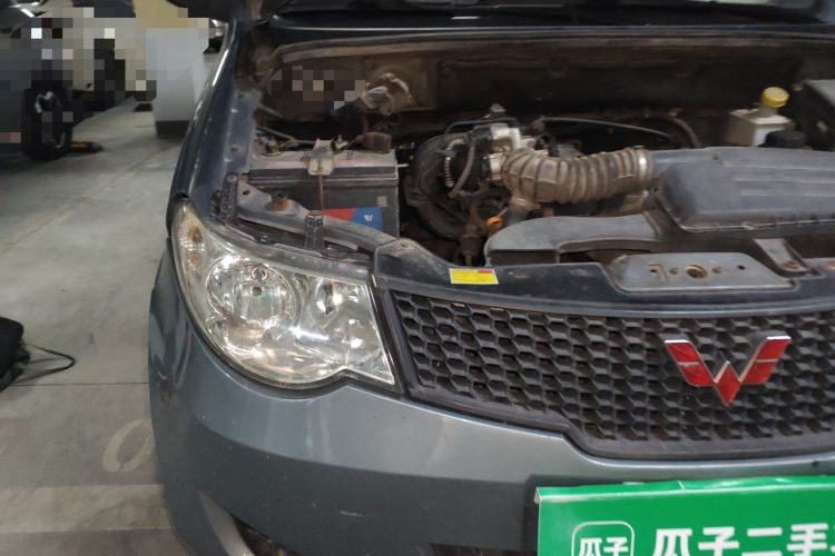 Used Wuling Hongguang 2014 1.2L Base Model China IV Engine Bay Right