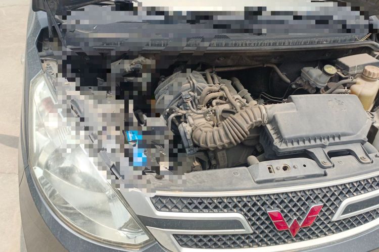 Used Wuling Hongguang 2014 1.2L Base Model China IV Engine Bay Right