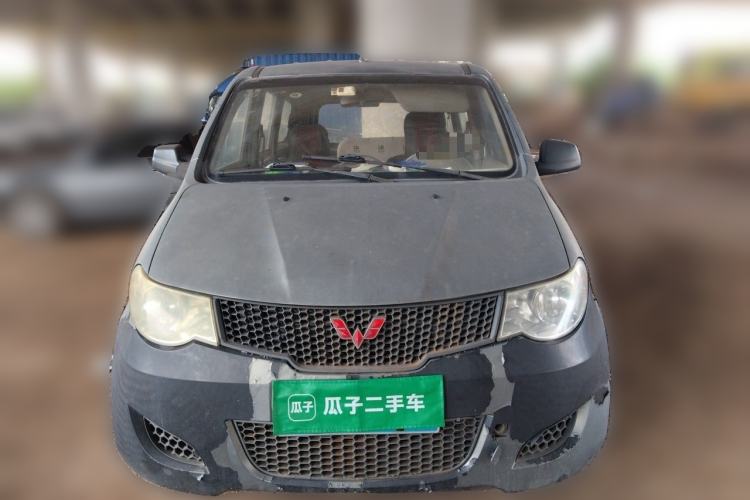 Used Wuling Hongguang 2014 1.5L Base Version Front