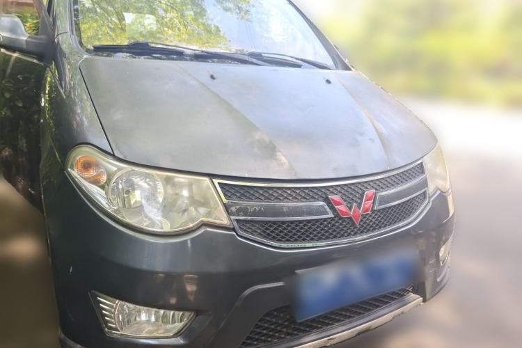 Used Wuling Hongguang 2014 1.5L S Luxury Model Front