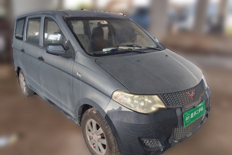 Used Wuling Hongguang 2014 1.5L Base Version Front Right 45 Deg