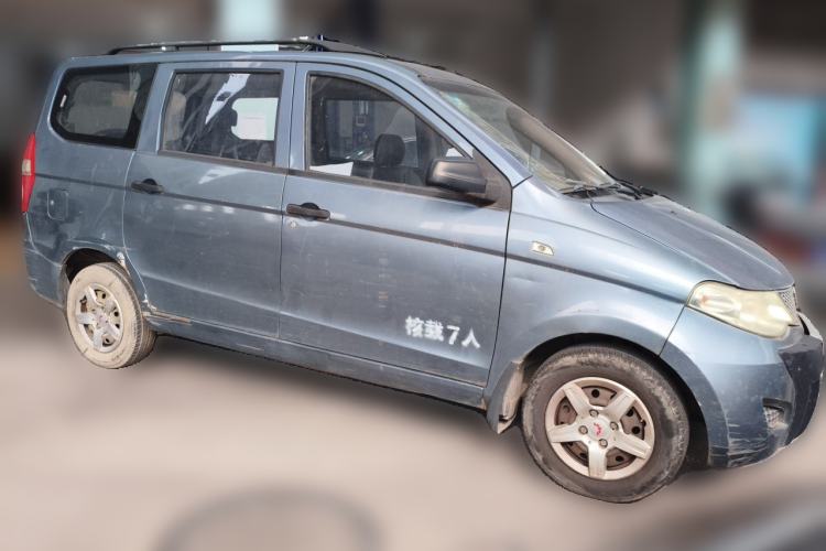 Used Wuling Hongguang 2014 1.2L Base Model China IV Front Right 45 Deg