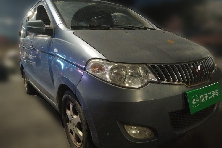 Used Wuling Hongguang 2014 1.2L Standard Model China IV Front Right 45 Deg