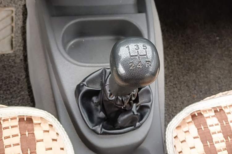 Used Wuling Hongguang 2014 1.2L Base Model China IV Gear Lever