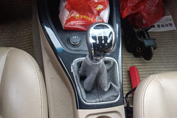Used Wuling Hongguang 2014 1.5L S Luxury Model Gear Lever