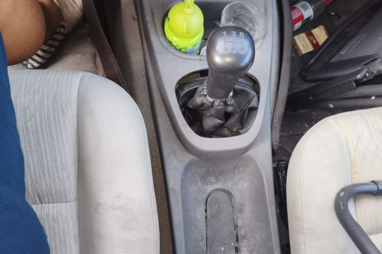 Used Wuling Hongguang 2014 1.5L Base Version Gear Lever