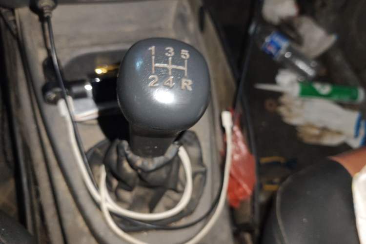 Used Wuling Hongguang 2014 1.2L Base Model China IV Gear Lever