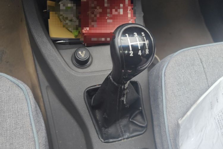 Used Wuling Hongguang 2014 1.5L S Standard Version Gear Lever