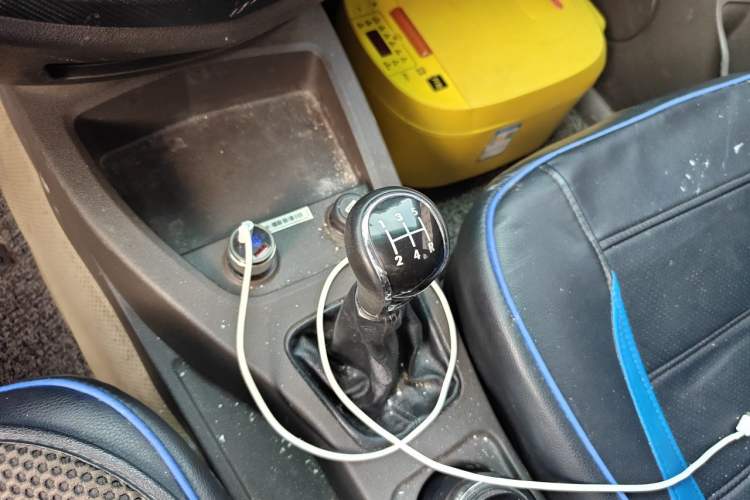 Used Wuling Hongguang 2014 1.5L S Standard Version Gear Lever