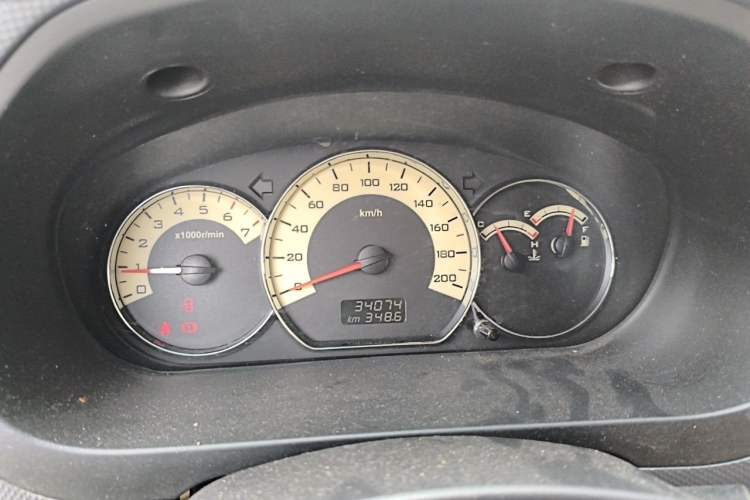 Used Wuling Hongguang 2014 1.5L S Luxury Model Instrument Cluster