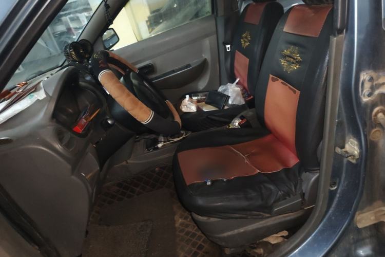 Used Wuling Hongguang 2014 1.2L Base Model China IV Left Front Seat