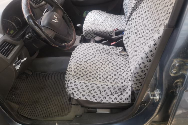 Used Wuling Hongguang 2014 1.5L Standard Version Left Front Seat