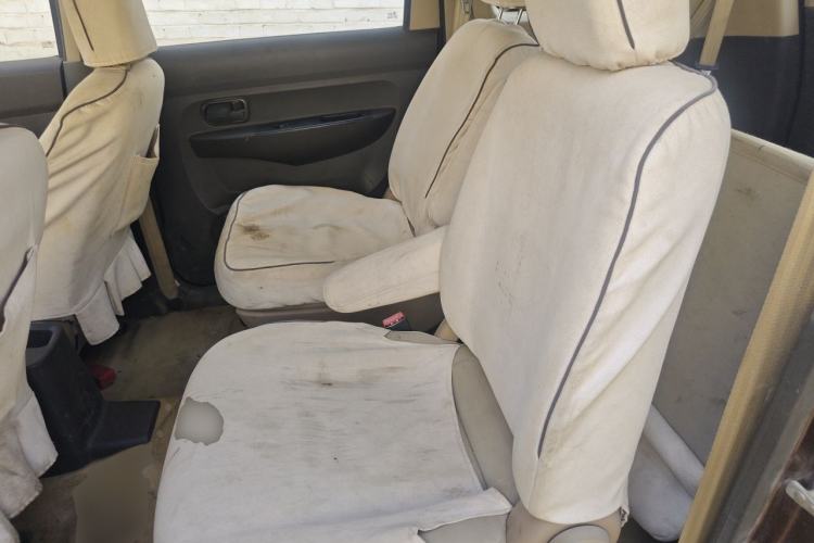Used Wuling Hongguang 2014 1.2L S Standard Version China IV Standard Left Rear Seat