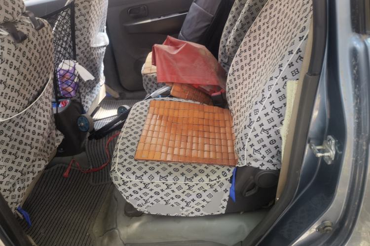 Used Wuling Hongguang 2014 1.5L Standard Version Left Rear Seat