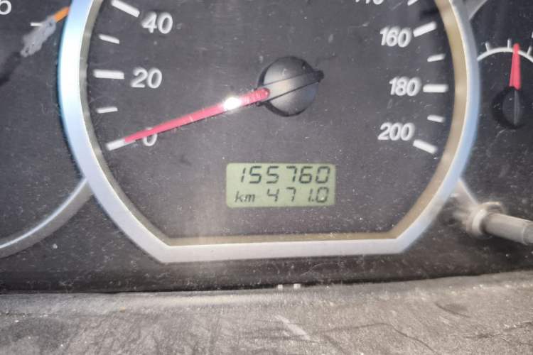 Used Wuling Hongguang 2014 1.5L Base Version Odometer Close Up