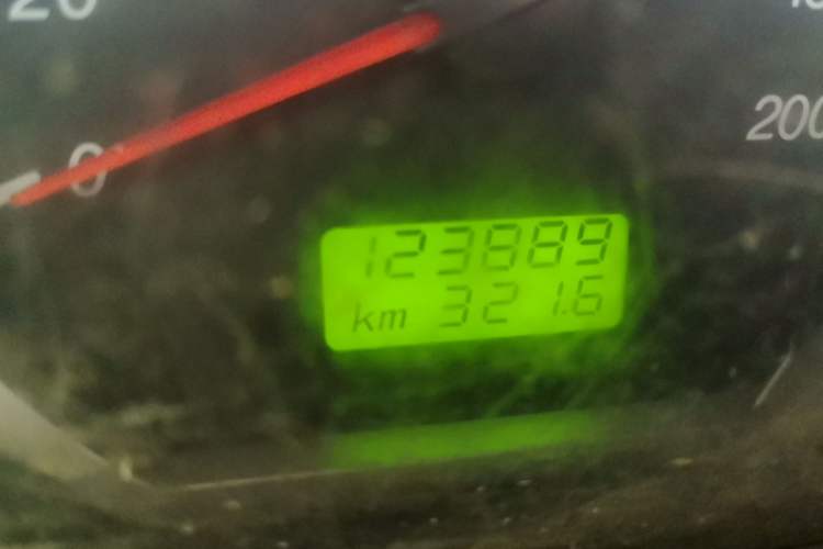 Used Wuling Hongguang 2014 1.2L Base Model China IV Odometer Close Up