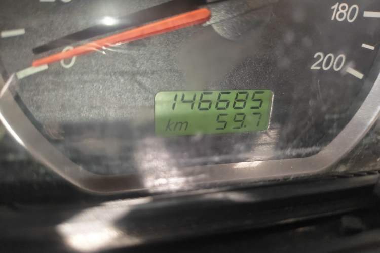 Used Wuling Hongguang 2014 1.2L Standard Model China IV Odometer Close Up