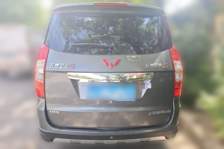 Used Wuling Hongguang 2014 1.5L S Luxury Model Rear